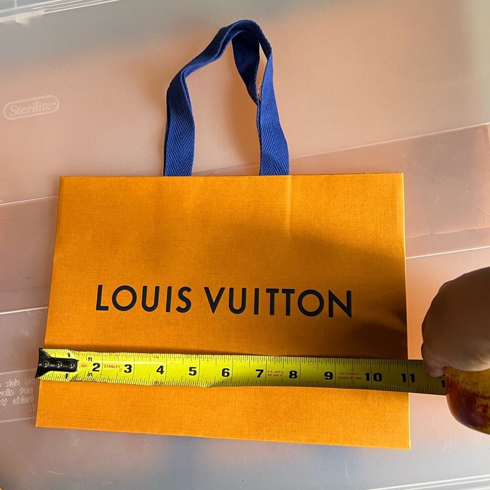 Louis Vuitton Shopping Bags.